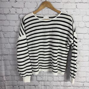 Blu Pepper Blu Pepper Black and White Striped Knit Pullover Size M
